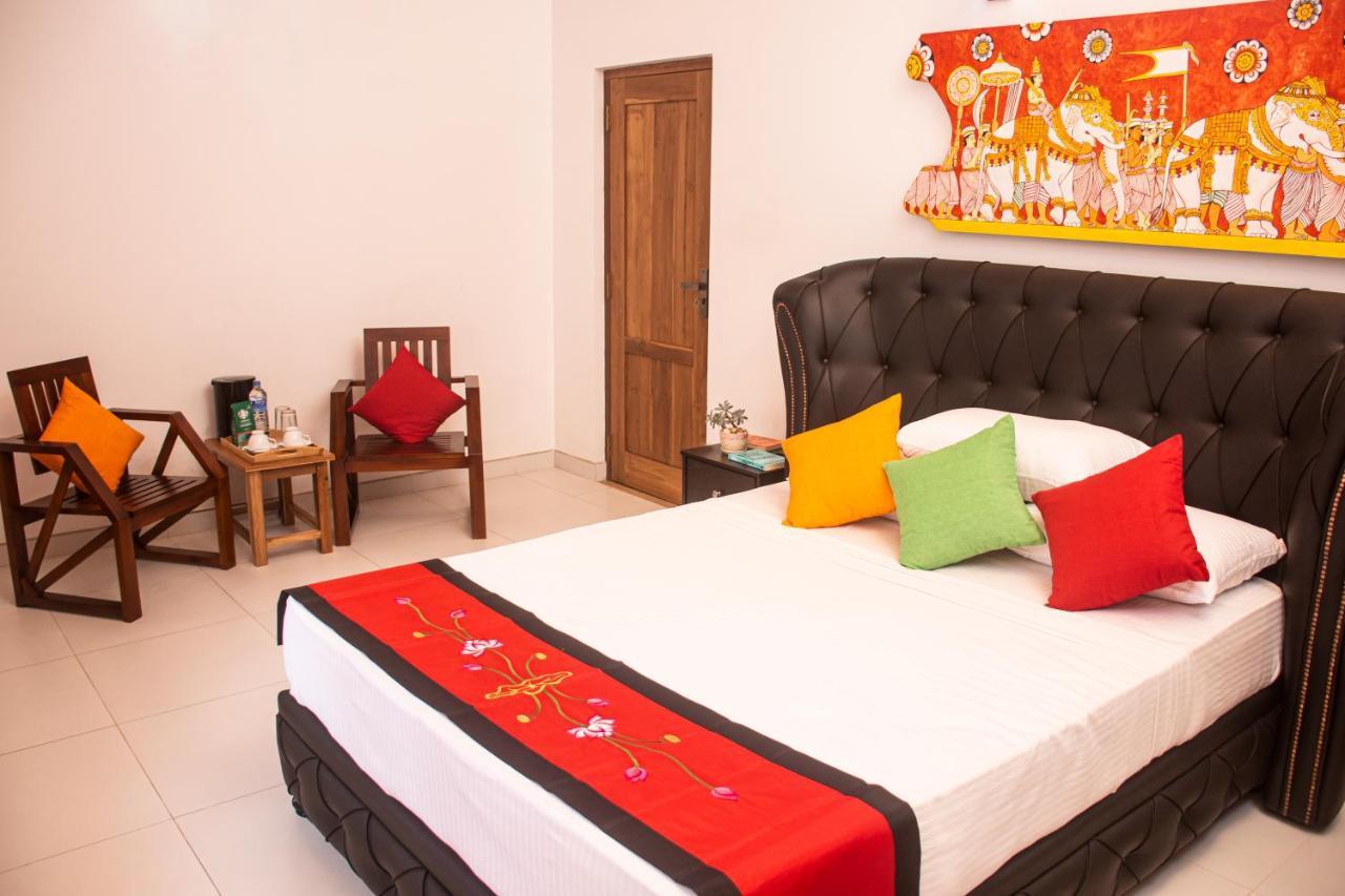 Danisco Leisure Bunglow Канди Экстерьер фото